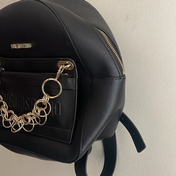 Love Moschino detachable pocket backpack with chain in black main image 7